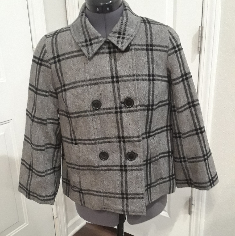 Isaac Mizrahi Black & Grey Striped Coat